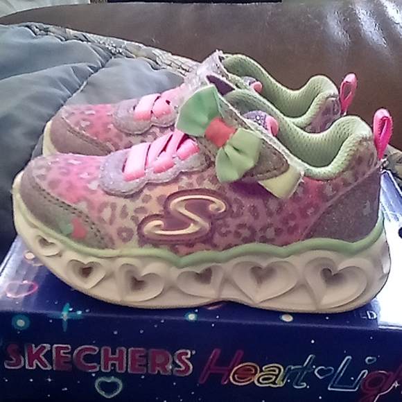 Toddler girl size 5 - Picture 4 of 4